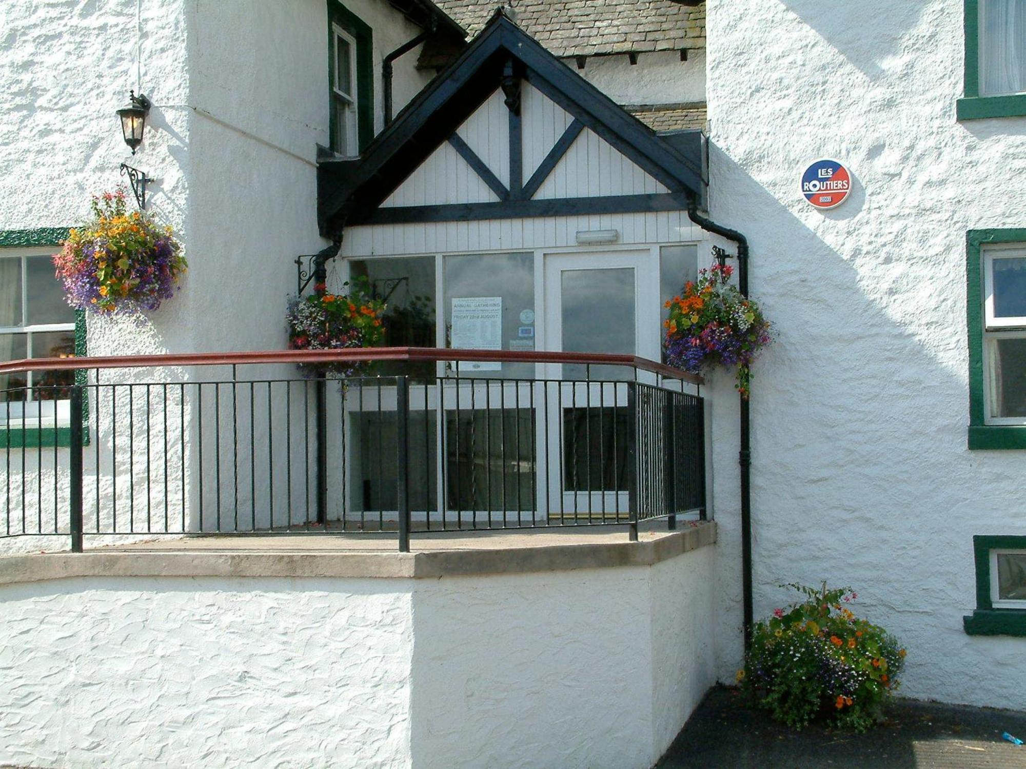 Bridge Of Cally Hotel Eksteriør bilde